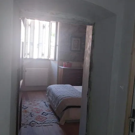 Maison De Caractere Au Coeur Du Village Holiday home *